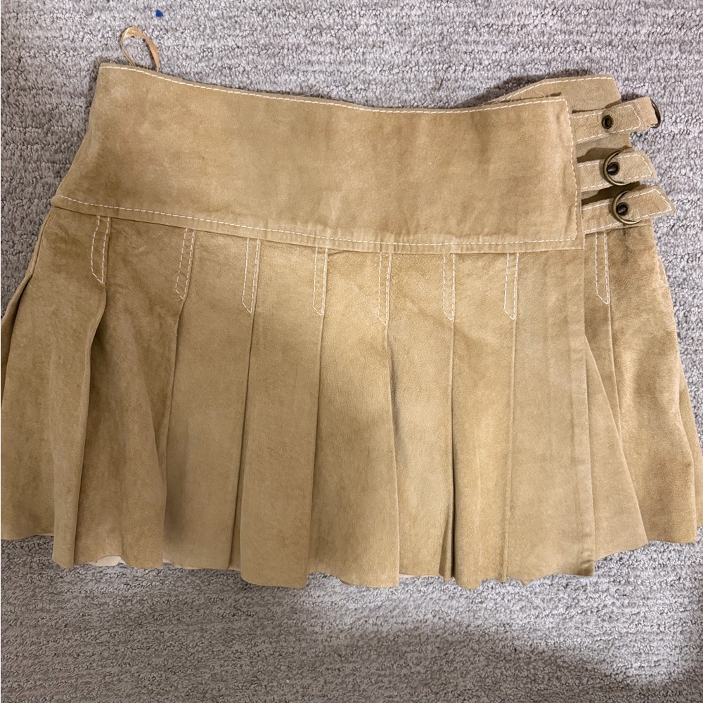 Leather Pleated Mini Skirt in Tan